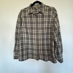 Duluth Trading Co Women’s S Grey
Plaid Flannel Button Down Shirt
Long Sleeve